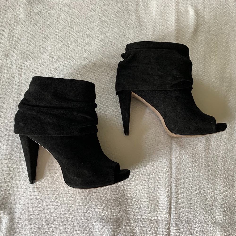 Vince Camuto Open Toe Bootie, Size 6.5, Black